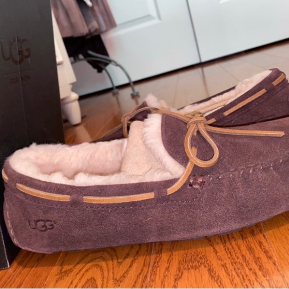 Men’s UGG Olsen Moccasins - Picture 3 of 4